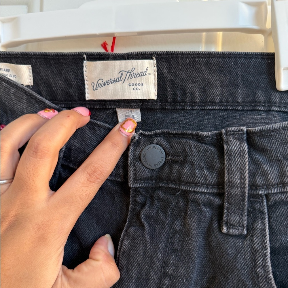 Universal Thread Women's Dark Flare Jeans Size 12 - Picture 4 of 6
